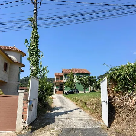 Casa 10 Personas Junto A La Playa Entre Combarro Y Sanxenxo 