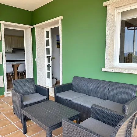 Casa 10 Personas Junto A La Playa Entre Combarro Y Sanxenxo 